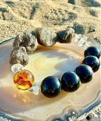 虫入りアンバー（琥珀）×ハイクオリティークオーツ（限定数本