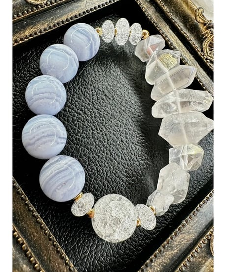 Blue Lace Agate × High Quality Crystal