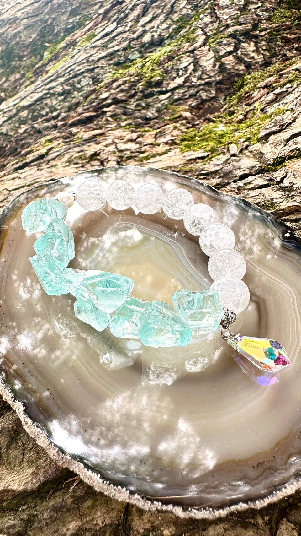 天然石♡クラック水晶とスワロフスキーの万能サマーブレスレット  