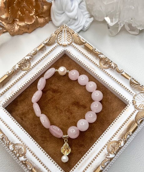 Rose quartz × Rose quartz