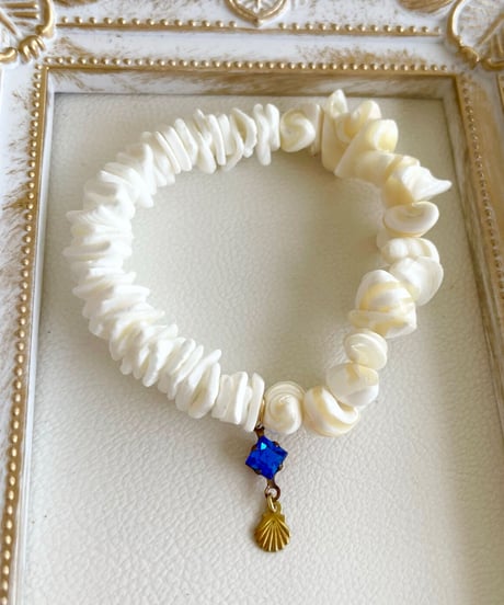 Unity_shell bracelet  sapphire ×shell