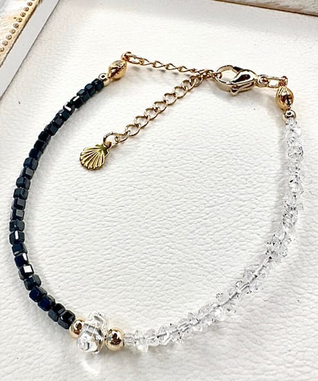 Herkimer Diamond × Black Spinel