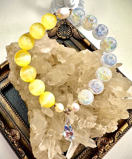 Selenite × Rainbow Crackle Quartz