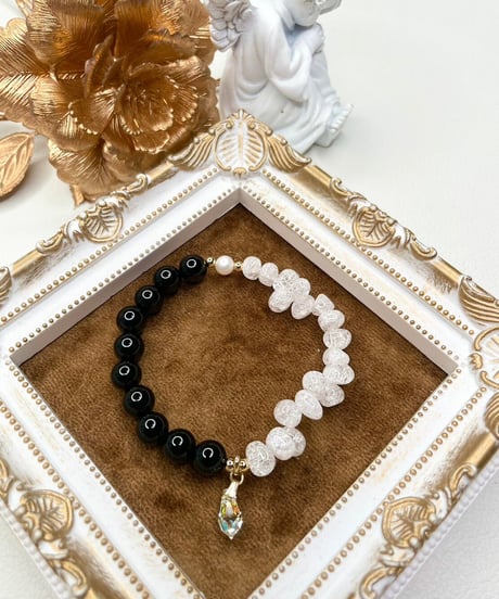 Blackonyx × Crackle Quartz
