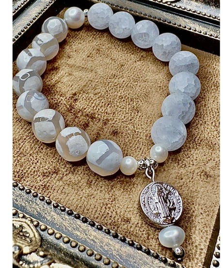 Tibetan Dzi × Matte Crackle Quartz