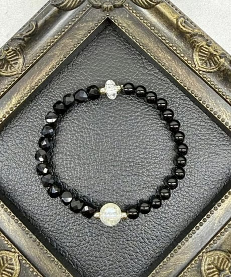 Onyx × Onyx