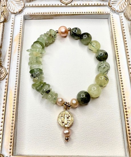 Green Prehnite × Green Prehnite