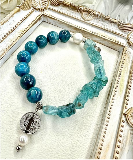 Raw Apatite × Apatite