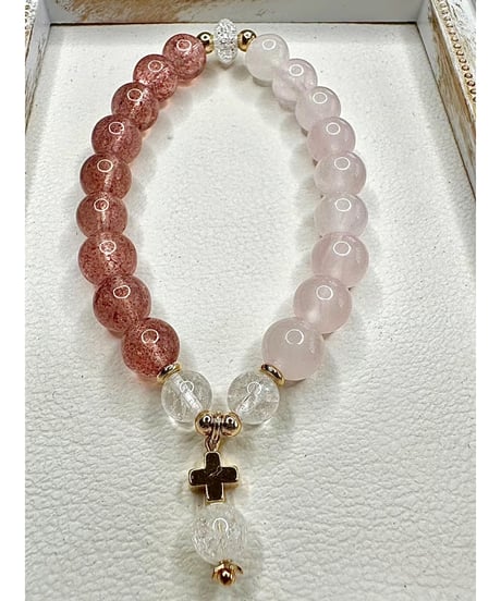 Strawberry quartz × Rose quartz