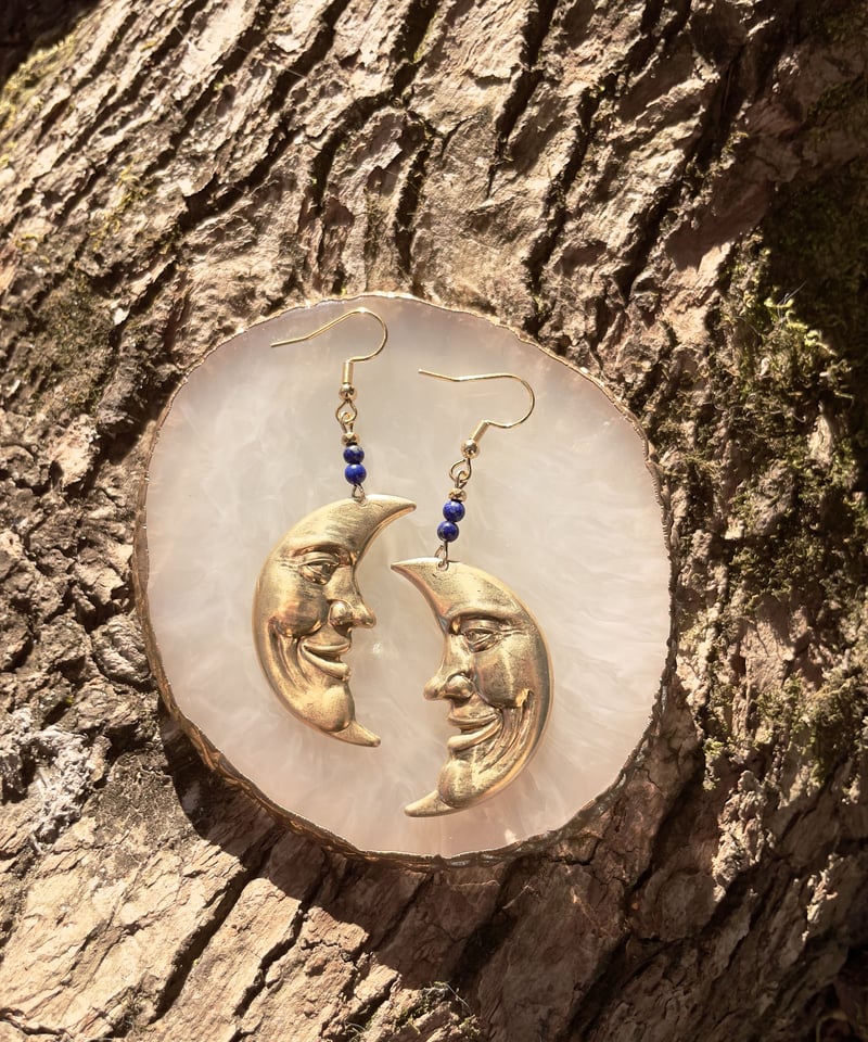 月モチーフ × ラピスラズリ ピアス | UNITY
