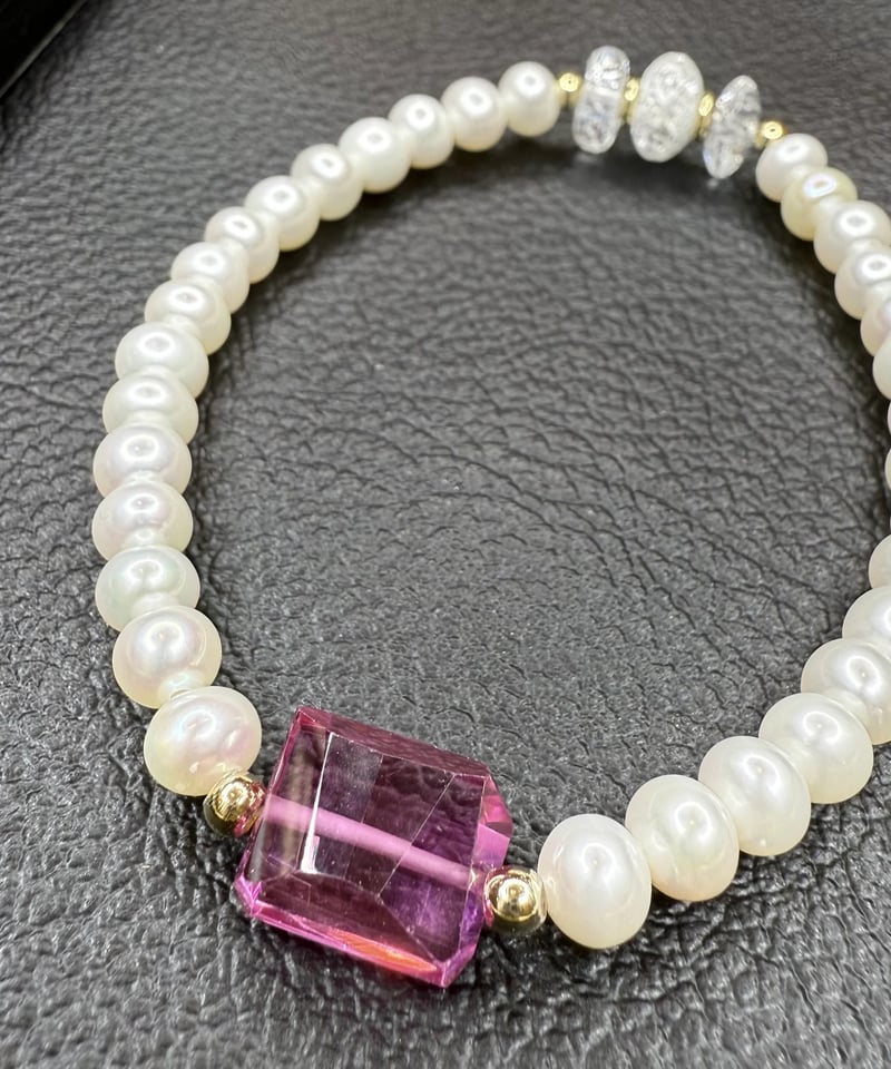 High Quality Pink Sapphire × High Quality Pearl