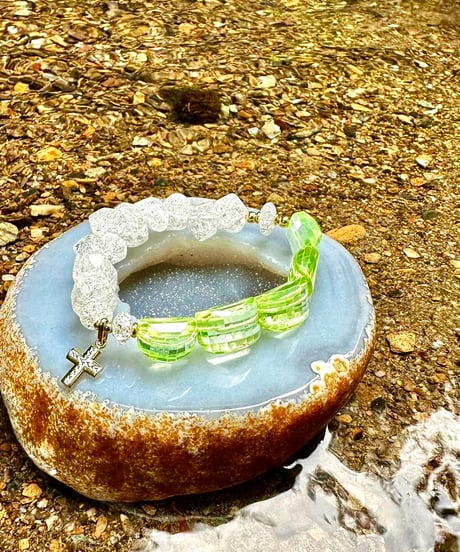 High Quality Green Spinel × High Quality Crackle Quartz （限定１本）