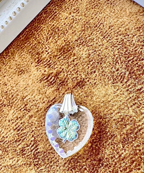 vintage glass cloverleaf