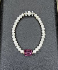 High Quality Pink Sapphire × High Quality Pearl