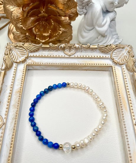 lapis lazuli × pearl