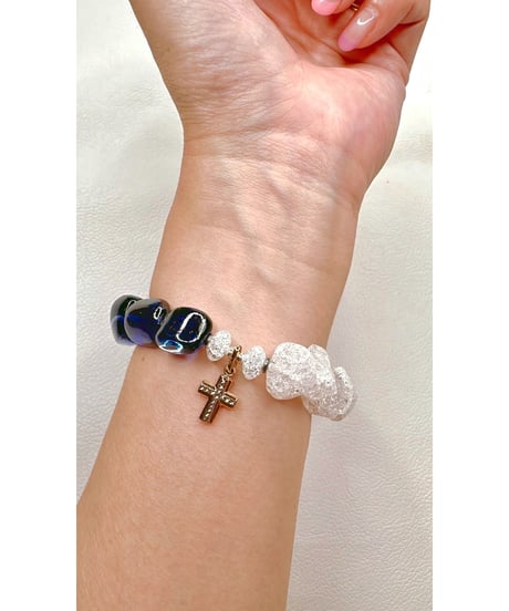 High Quality Blue Sapphire × High Quality Crackle Quartz