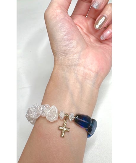 High Quality Blue Sapphire × High Quality Crackle Quartz
