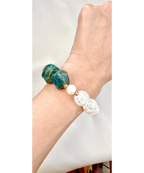 Apatite ×  Crackle Quartz (限定数本）