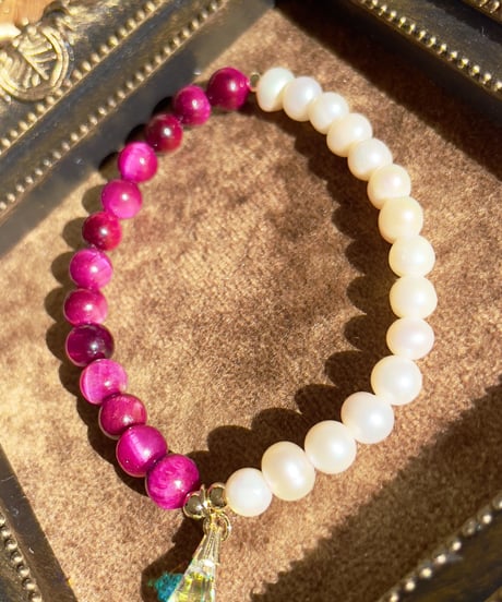 pink Tiger eye× Freshwater pearl