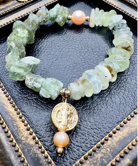 Green Prehnite × Peridot