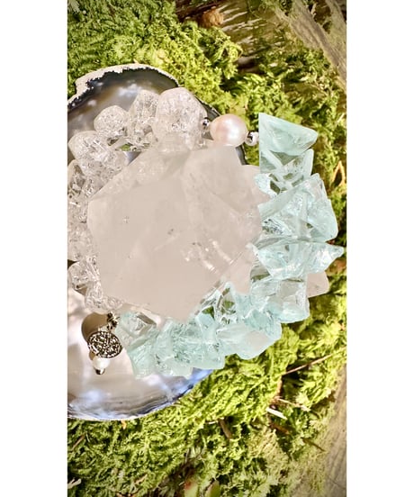 Raw Cyan Crystal × Crackle Quartz