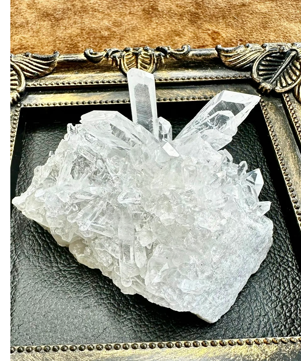 ヒマラヤ水晶クラスター（一点物） | UNITY