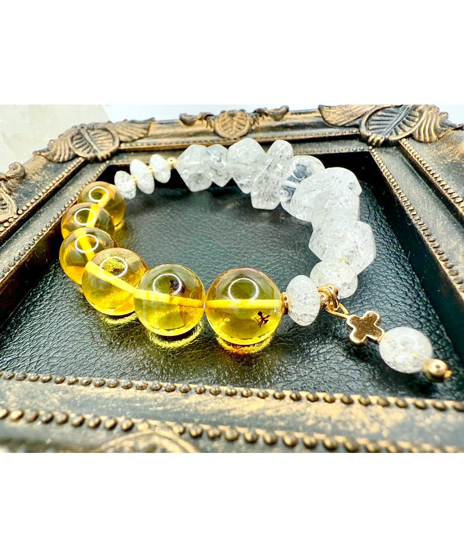 虫入りアンバー（琥珀）×ハイクオリティークオーツ（限定数本