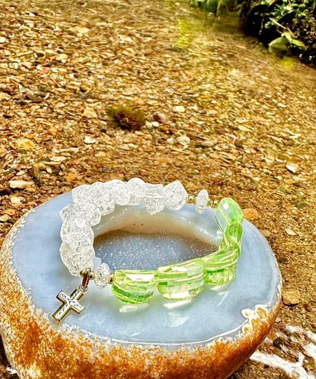 High Quality Green Spinel × High Quality Crackle Quartz （限定１本）