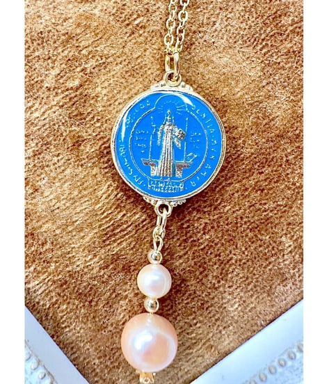 聖ベネディクトのメダイペンダント（大）Blue & Pearl