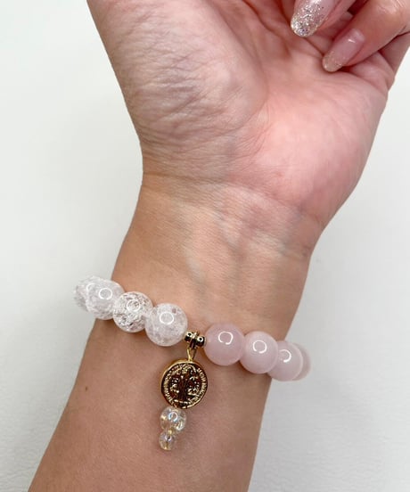 Rose Quartz×Crackle Quartz（ベネディクトメダイチャーム）