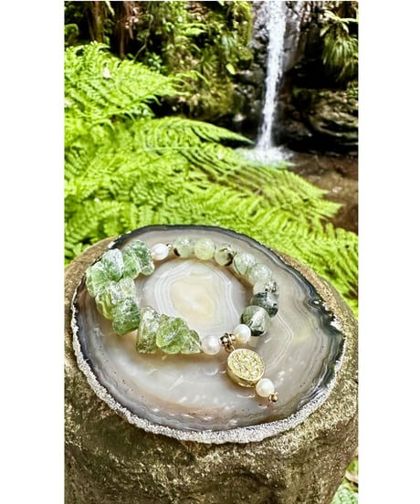Raw Peridot × Green Prehnite