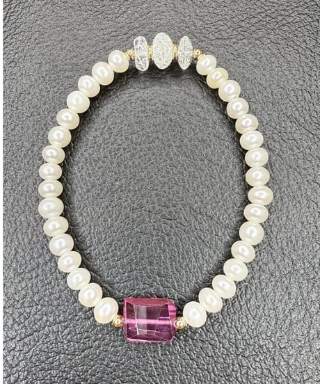 High Quality Pink Sapphire × High Quality Pearl