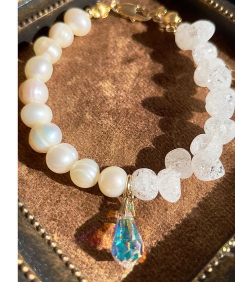 crystal× Freshwater pearl（スワロフスキークリスタルチャーム付）