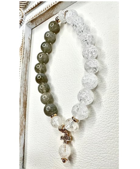 Labradorite × Crackle Quartz