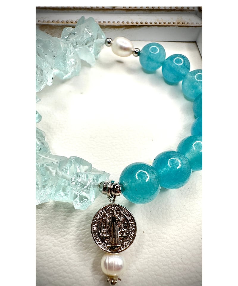 みゆ様♡専用です♡新作♡水ブレス✩宝石質アイオライト♡オーソクレース、グリーンア Raw Cyan Crystal × Aquamarine | UNITY