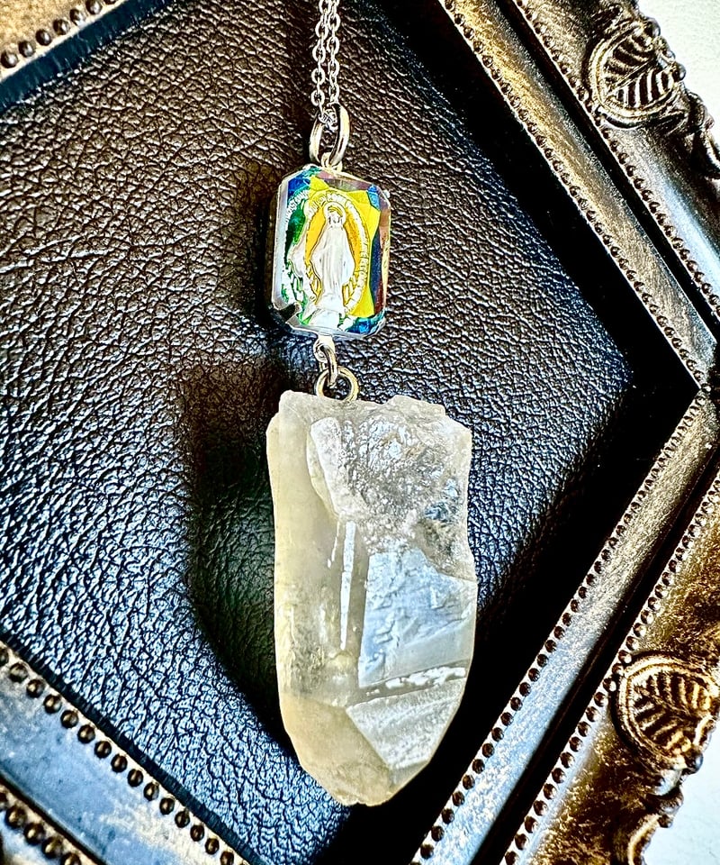 レムリアンシードピュアレイ　ゴールデンヒーラークラスター ゴールデンヒーラーレムリアンシード × vintage glass （限定1本