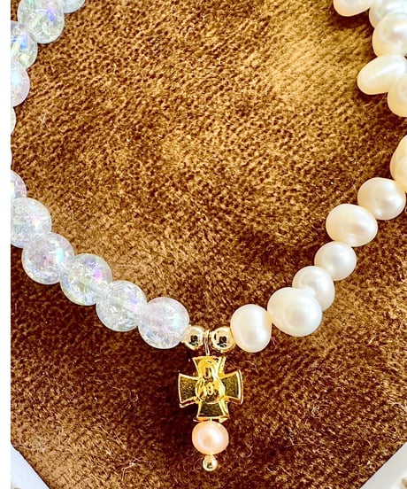 Rainbow Crackle Quartz × Pearl