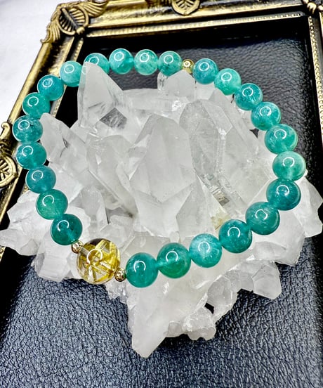 High Quality Emerald × High Quality Golden Rutile Quartz （限定１本）