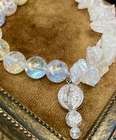 Rainbow Crackle Quartz ×Crystal ベネディクトメダイ