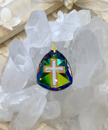vintage galass cross