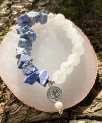 Raw lapis lazuli × Crackle Quartz