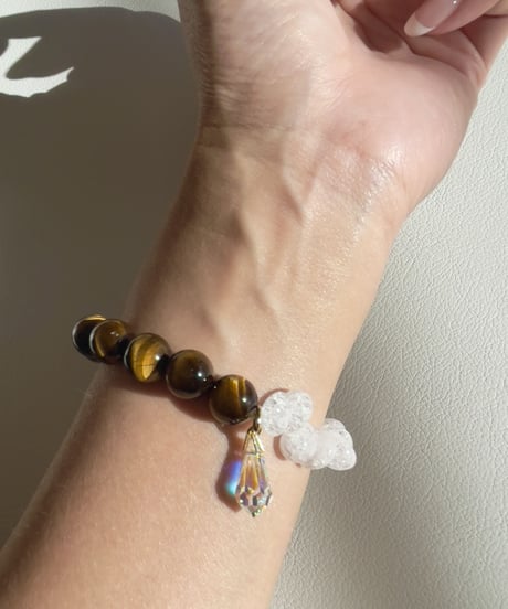 Tiger Eye × crystal bracelet