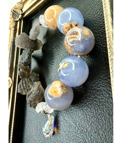 Blue Chalcedony × Agni Manitite