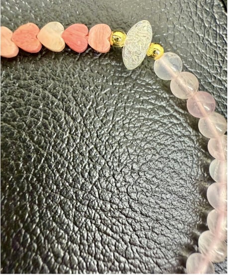 Rosequartz × Siliceous Schist