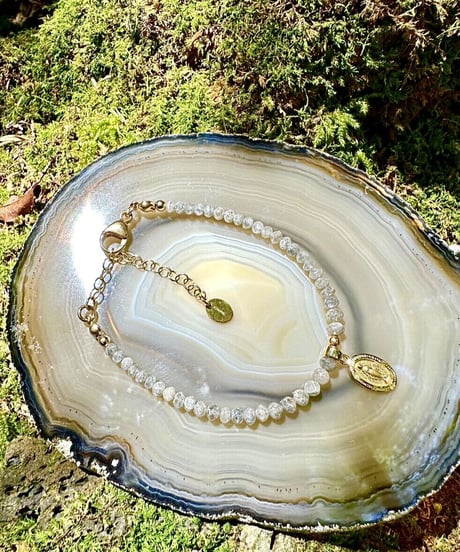 White Diamond Faceted Round Gemstone