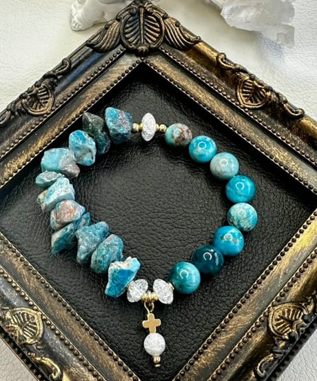 Raw Apatite × Apatite
