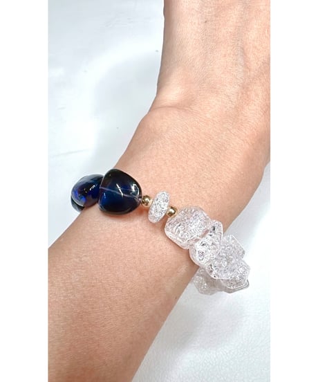 High Quality Blue Sapphire × High Quality Crackle Quartz