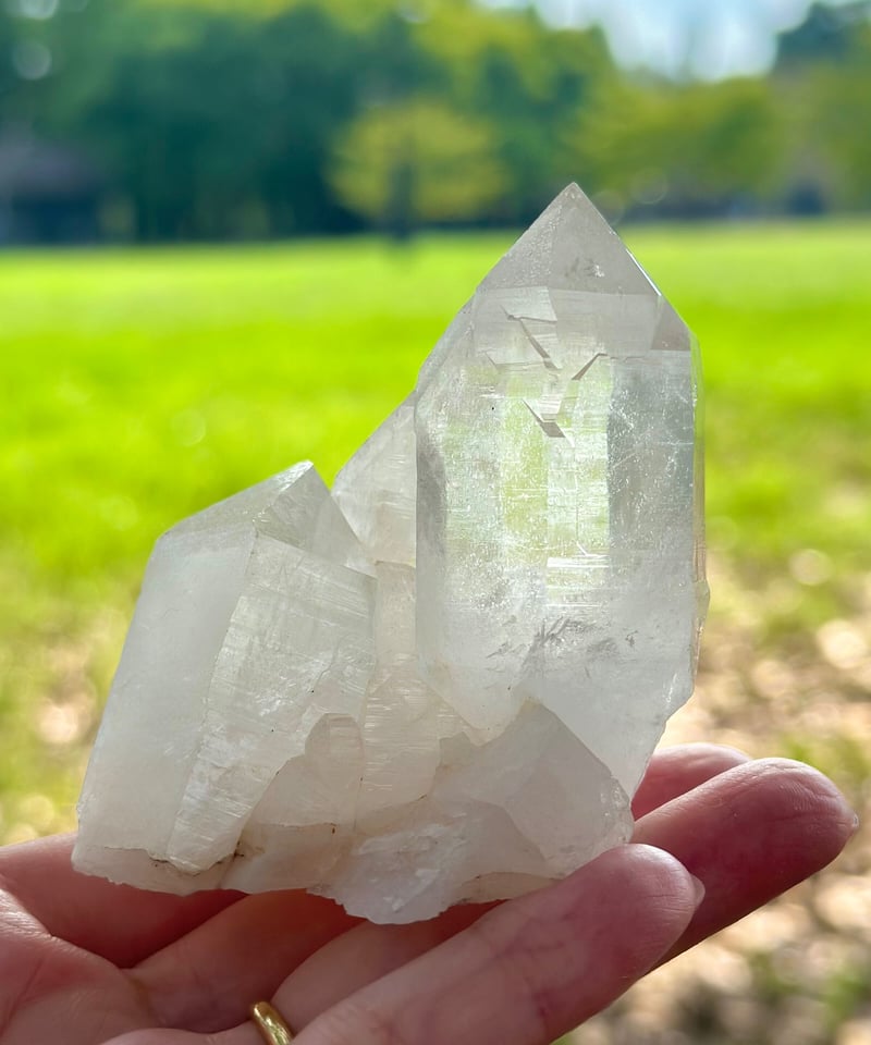 ヒマラヤ水晶クラスター　天然石　一点物 一点物】ヒマラヤ水晶クラスター(一点もの): 『岩座(いわくら