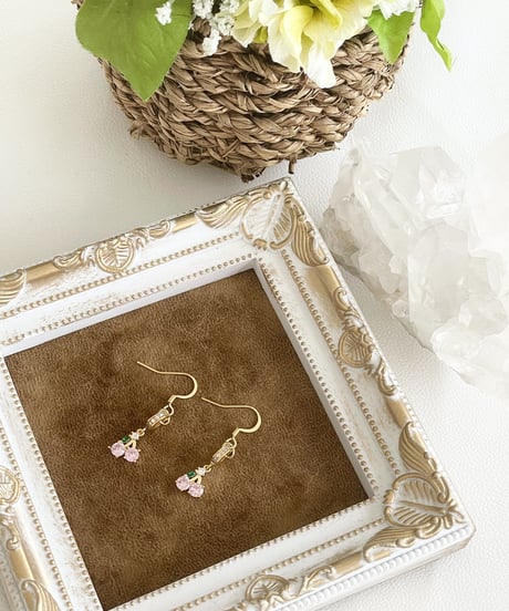 mini stone Cherryピアス