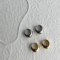 メタルフープピアス